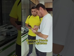 El sellador de silicona neutro para el baño es anti-humectante.