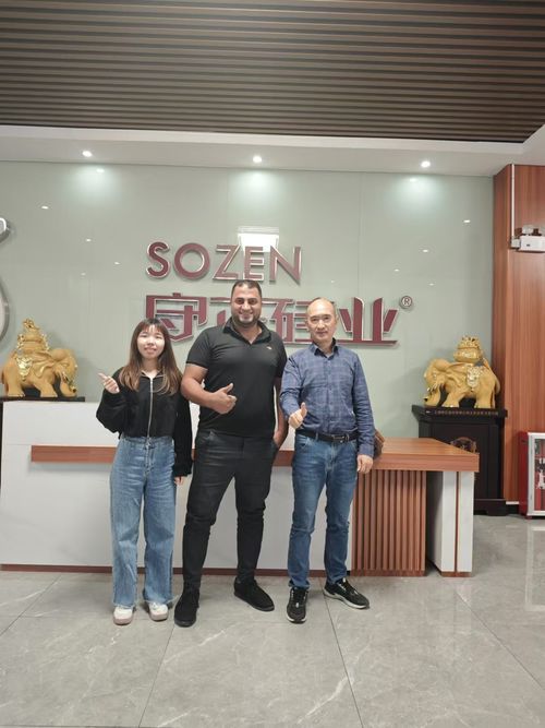 Últimas noticias de la empresa sobre Empresas chinas y egipcias trabajan juntas: Nuestra empresa da la bienvenida a clientes egipcios para visitar e inspeccionar